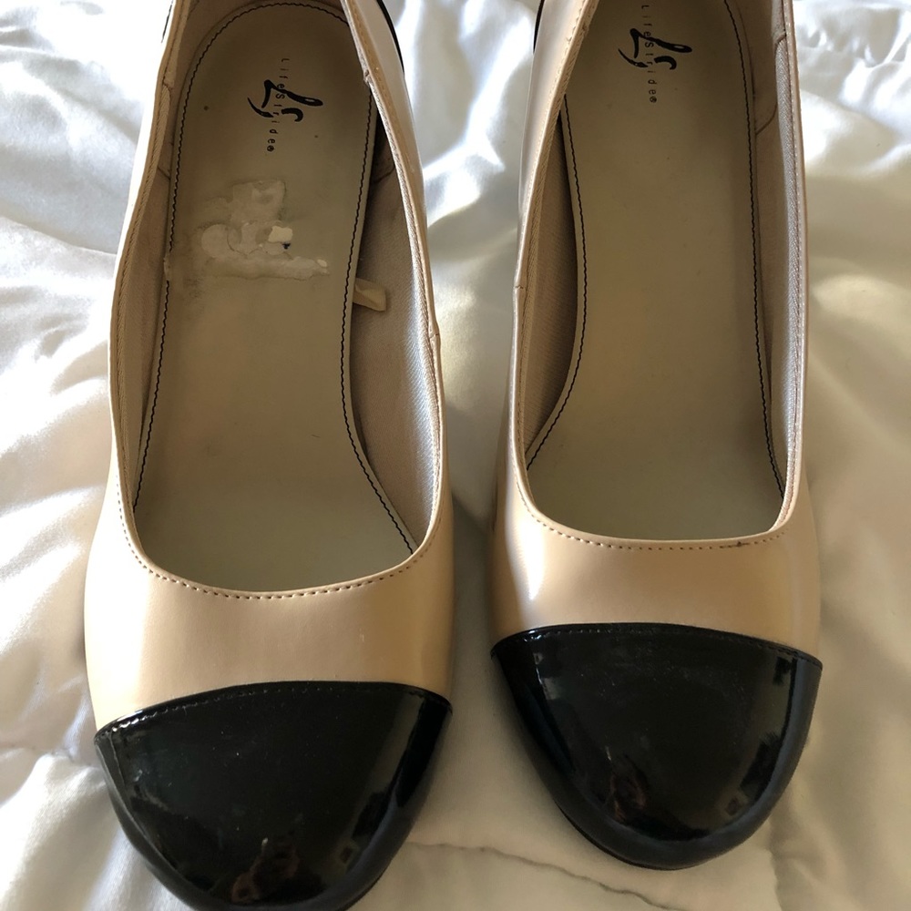 Comfortable Nude Pumps